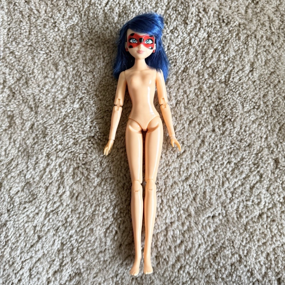 2020 Miraculous Ladybug Articulated Marinette Doll 10" Red Mask Earrings Nude
